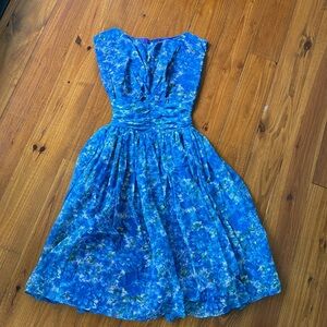 Gorgeous handmade 1950’s dress